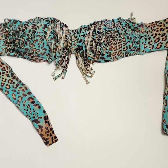 Colombian 2 Piece Swinsuit - Picture 4 of 8